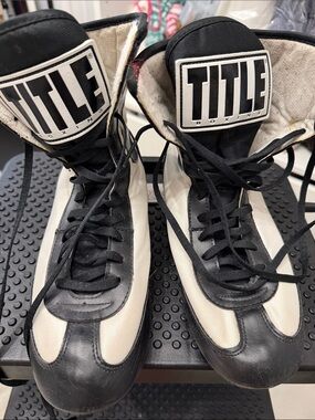 Title Boxing Kids High-Top Sneakers in Black & White